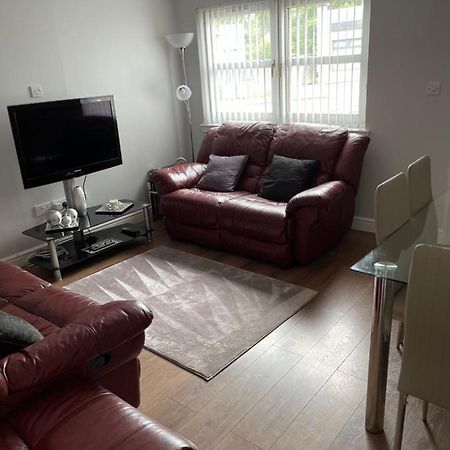 Fife Apartments Ντανφέρμλιν Εξωτερικό φωτογραφία