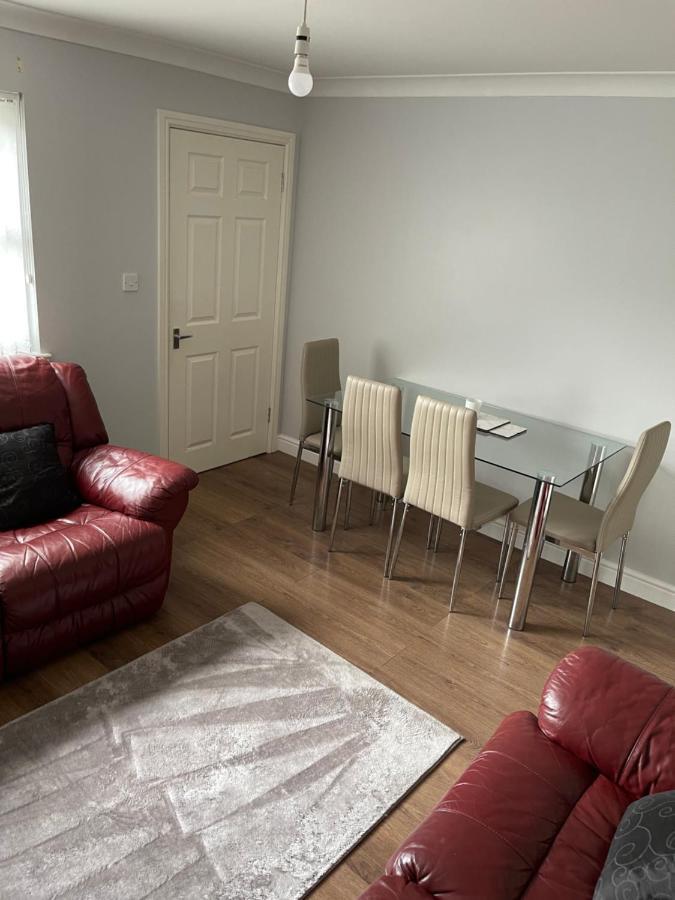 Fife Apartments Ντανφέρμλιν Εξωτερικό φωτογραφία